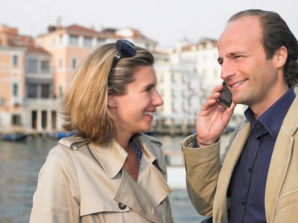 Vodafone exits Italy by selling business to Swisscom for €8 bn